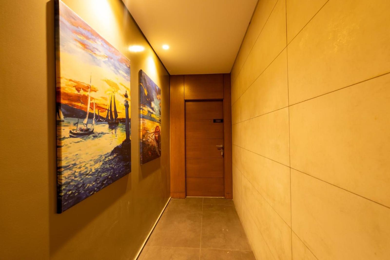 Mateus Hotel & Pool Jounieh Ngoại thất bức ảnh