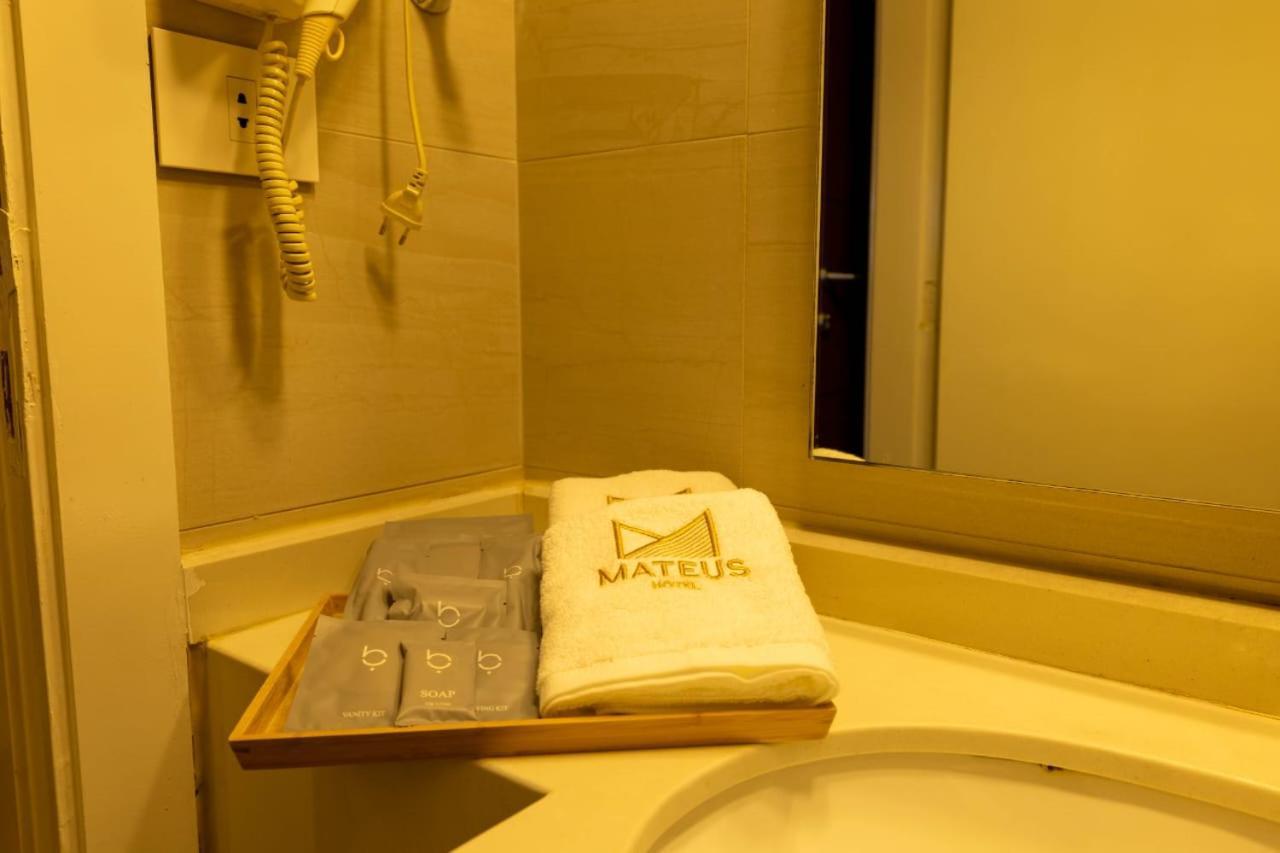 Mateus Hotel & Pool Jounieh Ngoại thất bức ảnh