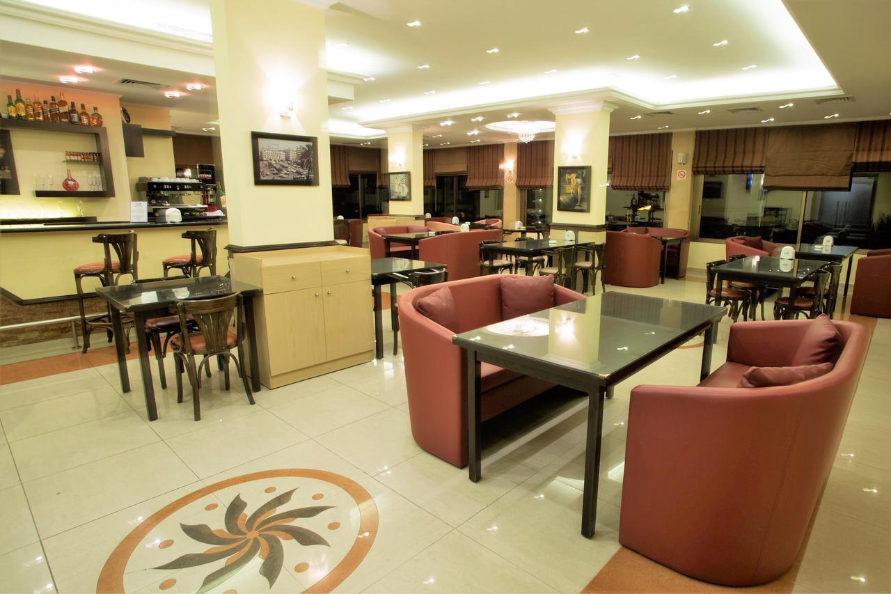 Mateus Hotel & Pool Jounieh Ngoại thất bức ảnh